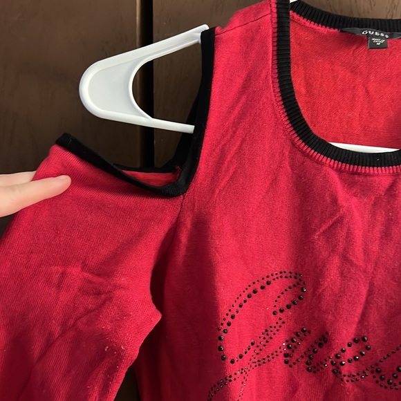 Red long sleeve - Picture 5 of 7